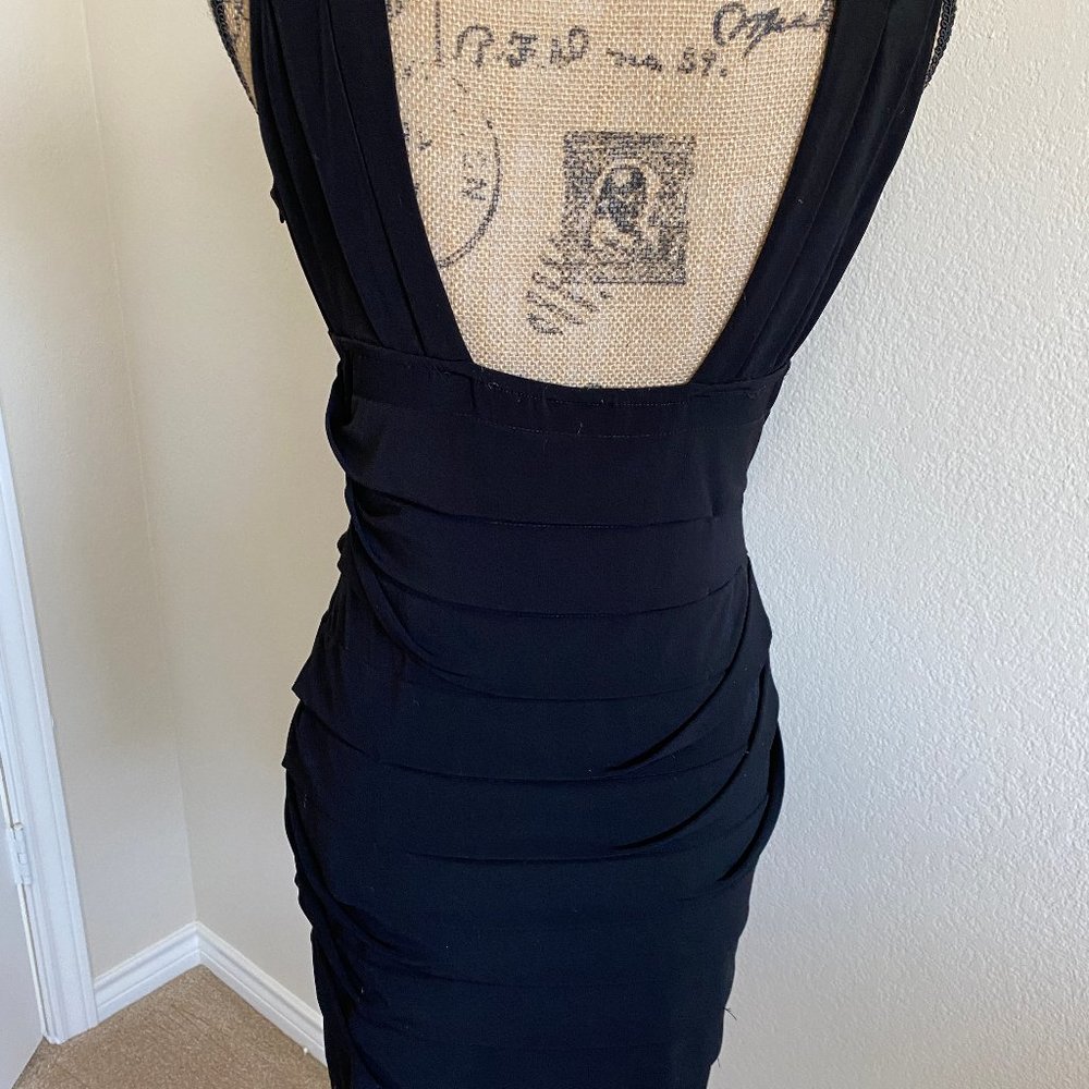 Dress - Picture 6 of 6